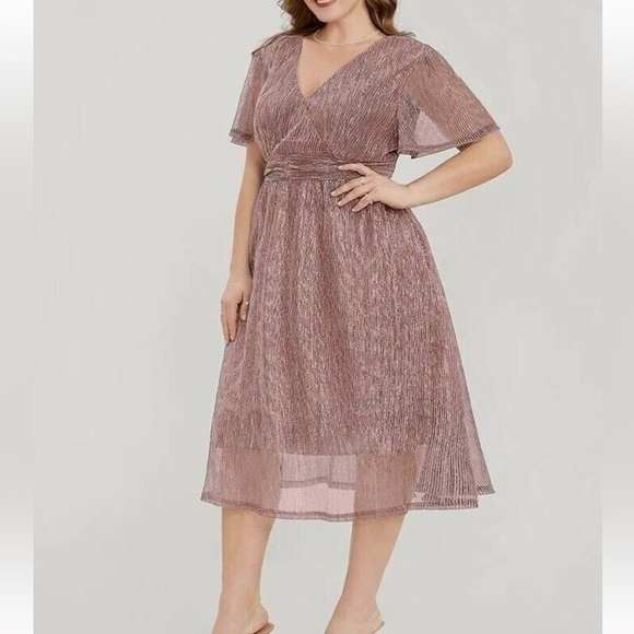 Bloomchic Plus Size Glitter Mesh Surplice Neck Ruffle Sleeve Pocket Midi Dress - Picture 3 of 6